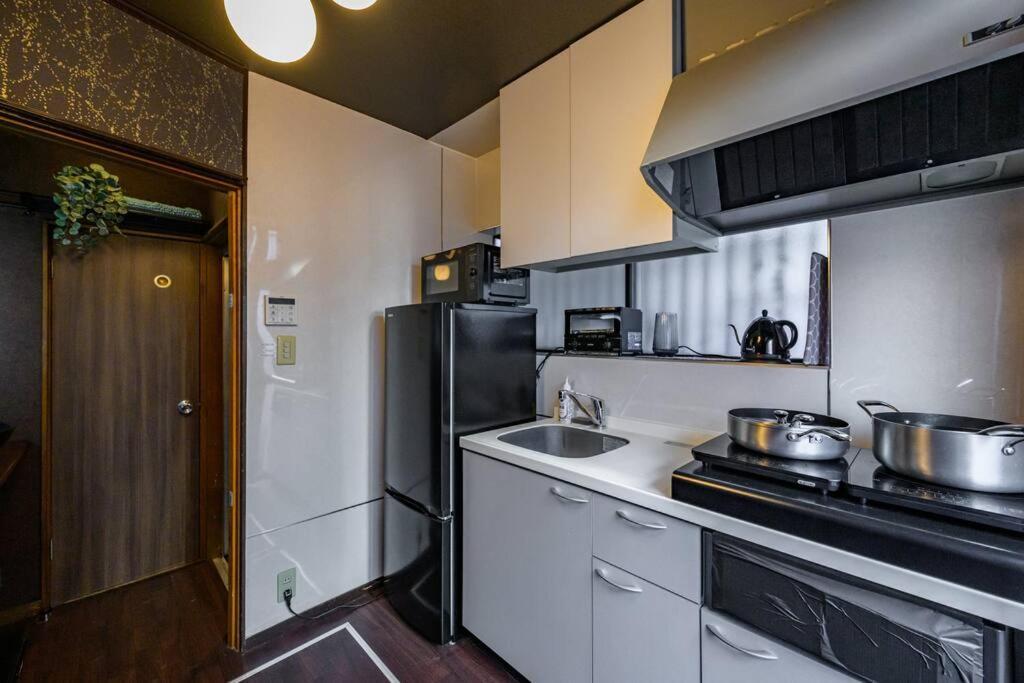Premier Suite Nishiazabu Roppongi Front Tokyo Exterior photo